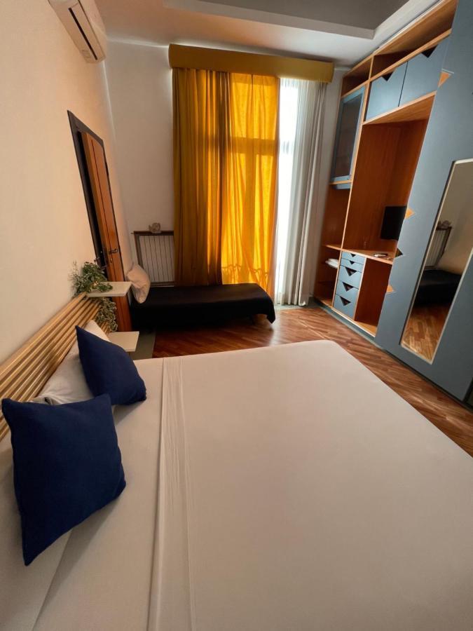 نابولي Smln Rooms & Suites المظهر الخارجي الصورة